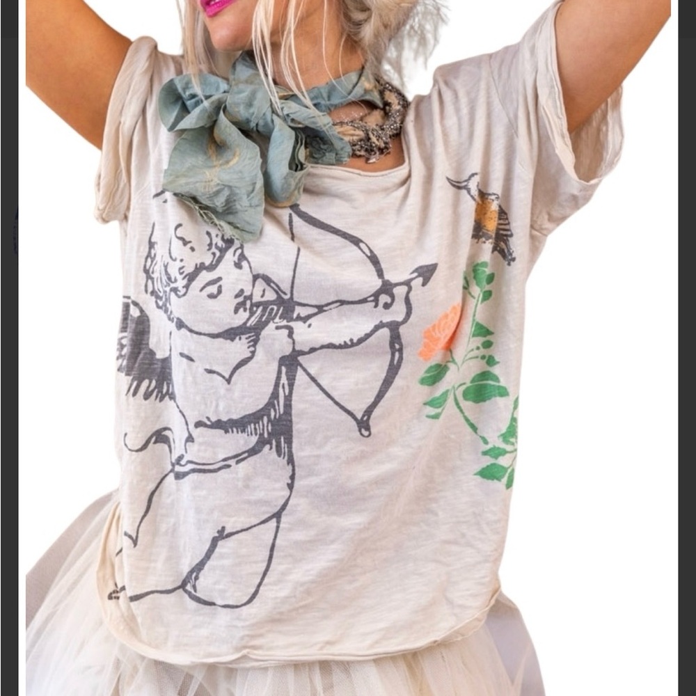 Magnolia Pearl Cream RARE Graphic Tee - Picture 2 of 9